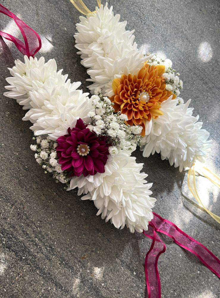 Fresh Flower's Bridesmaid & Bracelets (5)