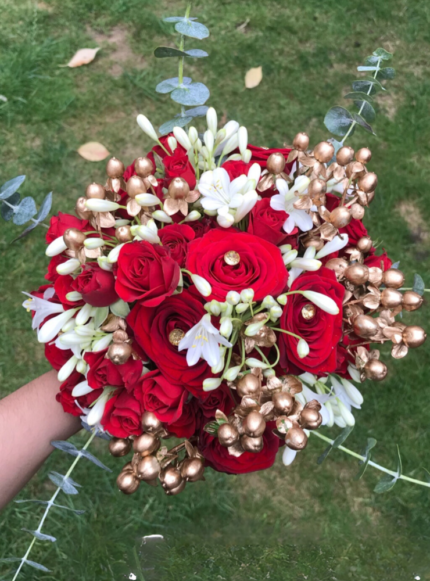 BBS11 Bridal Bouquet