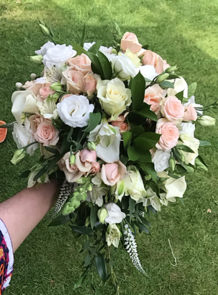 BBS30 Bridal Bouquet