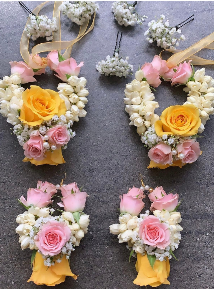 Fresh Flower Bridal Set (39)